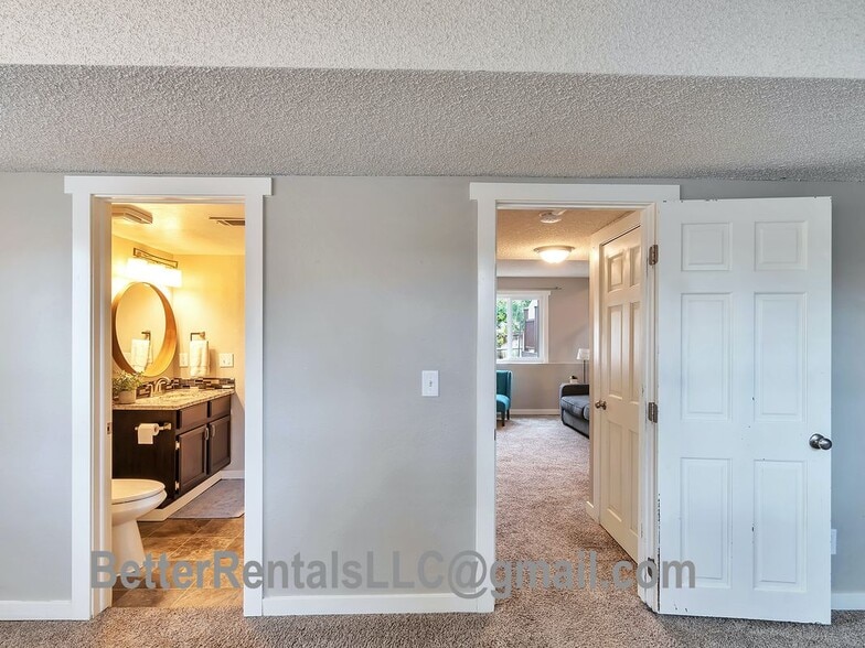 Building Photo - 19451 E Navarro Dr