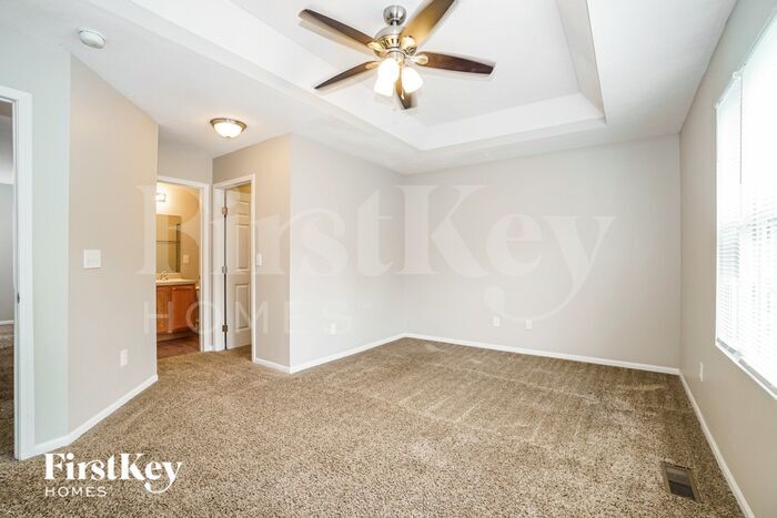 Building Photo - 4032 Summerstone Dr