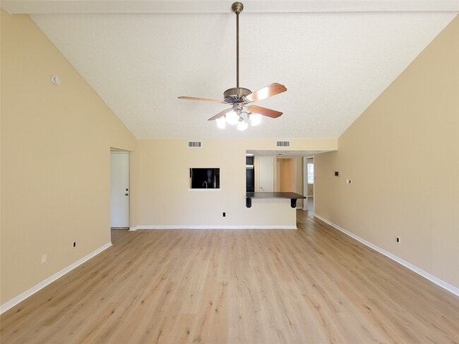 Building Photo - 2118 Steamboat Run