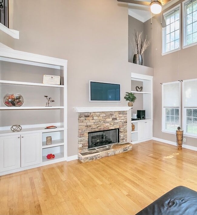 Building Photo - 3216 Canter Way