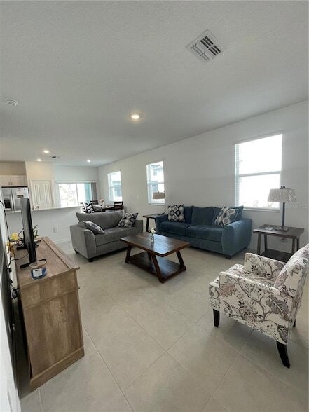 Building Photo - 10211 Trumpet Honeysuckle Wy