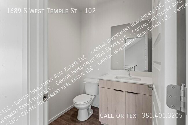 Building Photo - 1689 S W Temple St