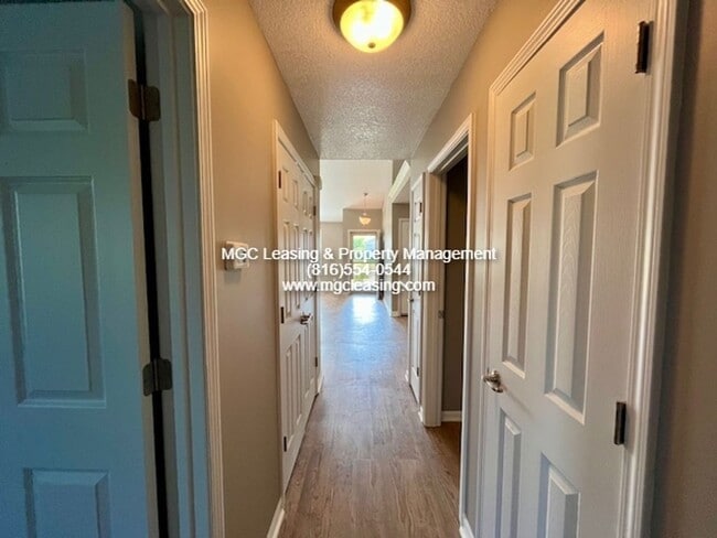 Building Photo - 474-476 Kreisel Dr