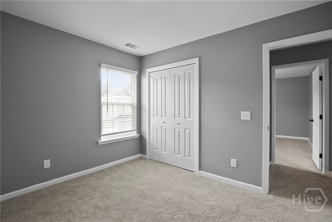 Building Photo - 11 Swallow Tail Cir