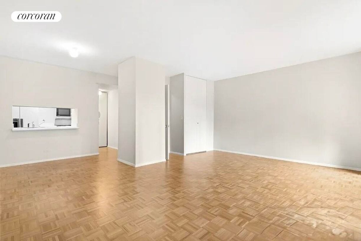 Building Photo - 200 Rector Pl