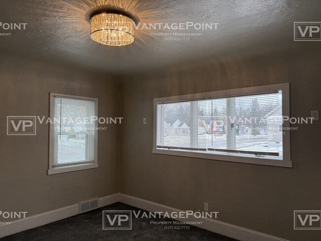 Building Photo - 1342 12th Ave