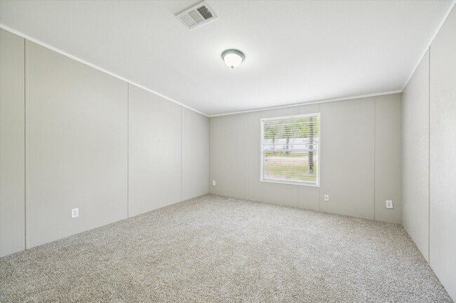 Building Photo - 29619 Midland St