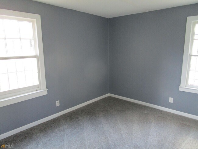 Building Photo - 4333 Capitol Ave