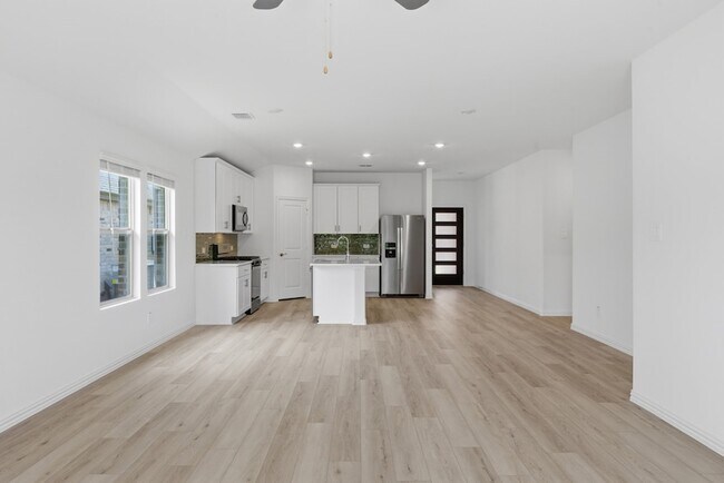 Building Photo - 3407 Copperwood Dr