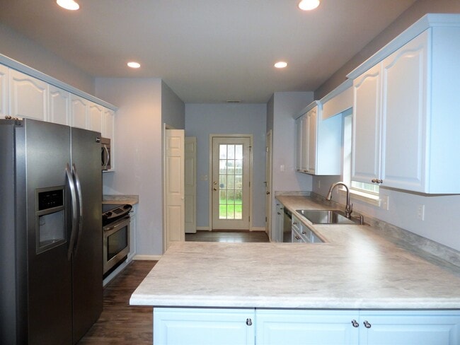 Building Photo - 9014 Brookline Ln