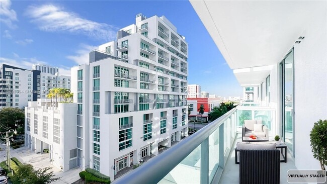 Building Photo - 333 NE 24th St