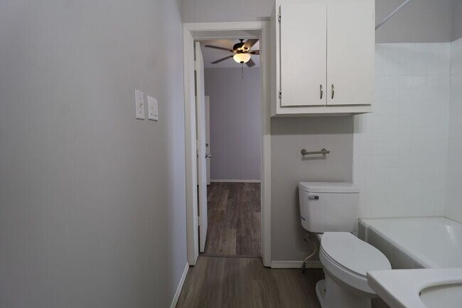 Building Photo - 535 S 39th W Ave