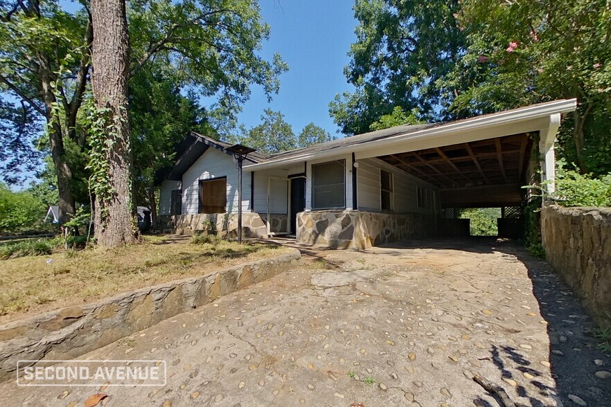 Building Photo - 1110 9th Ave