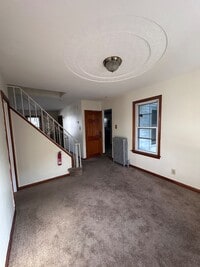 Building Photo - 43 Madison St
