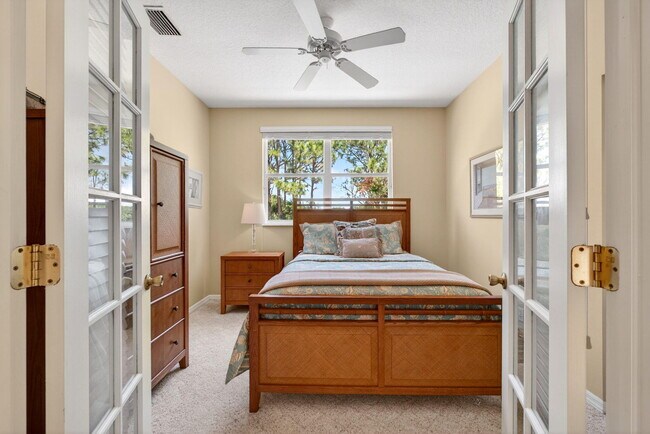 Building Photo - 6483 Wild Olive Ln