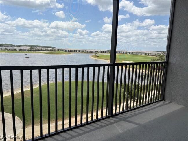 Building Photo - 5555 Double Eagle Cir