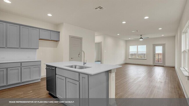 Building Photo - 10917 Tildon Ave