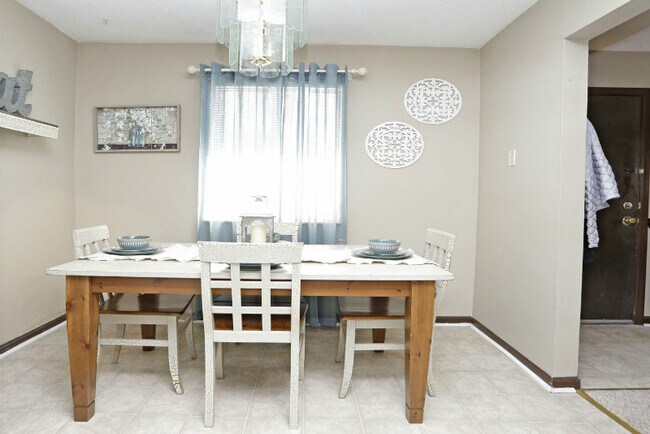 Building Photo - 227 Conn Ter