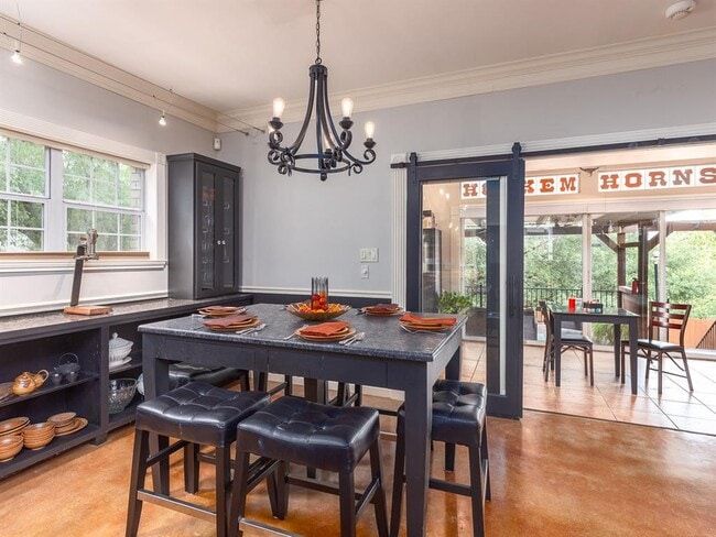 Building Photo - 1900 Red Rock Dr