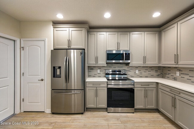 Building Photo - 59 Montecito Dr