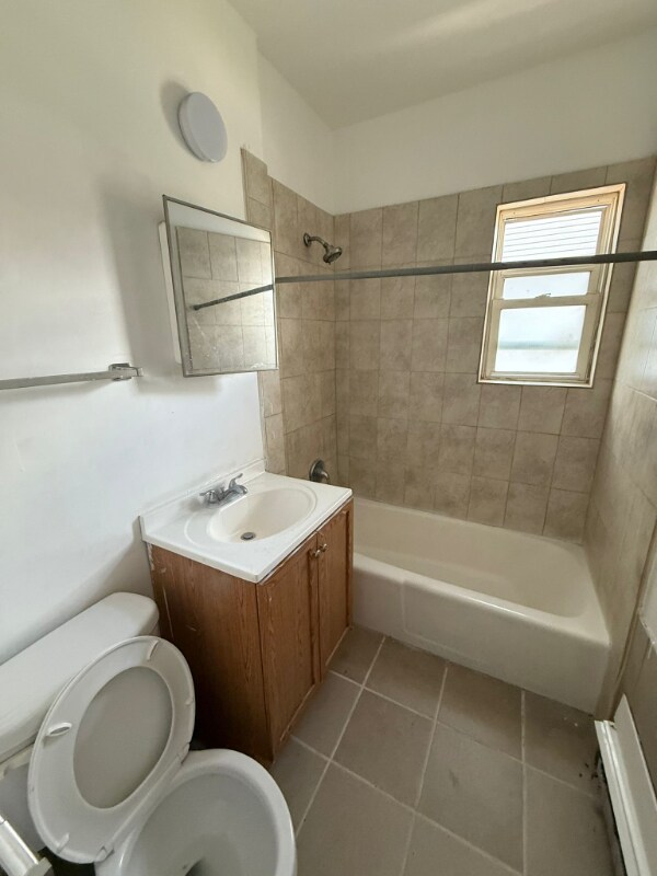 Building Photo - 47 Lenox Ave