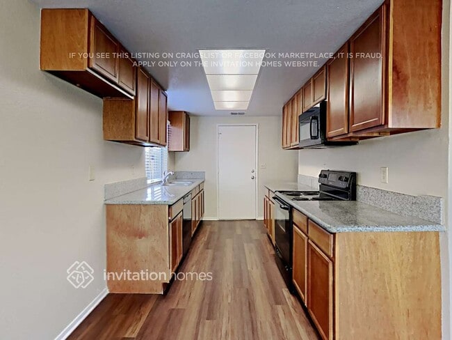 Building Photo - 8137 Haystack Dr
