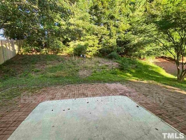 Building Photo - 112 Brierridge Dr