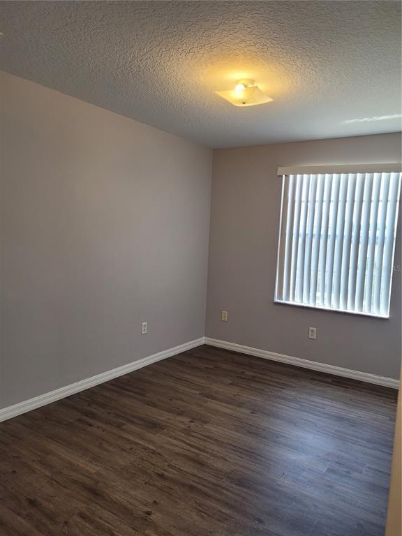 Building Photo - 103 Coconut Palm Way