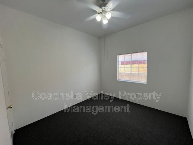 Building Photo - 53750 Avenida Alvarado