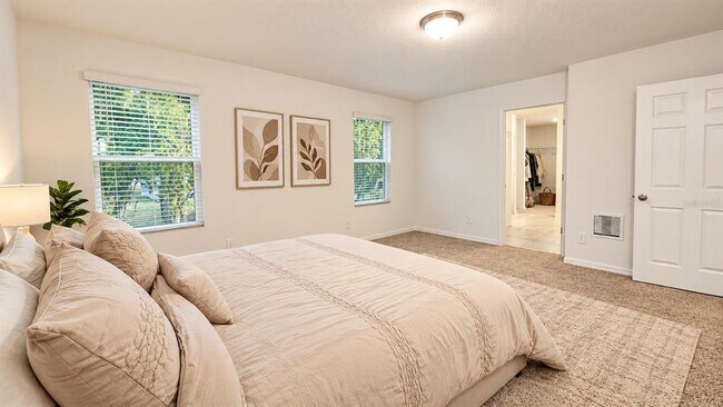 Building Photo - 5190 Minneola Ln