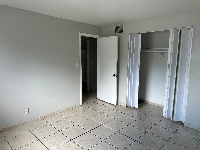 Building Photo - 6151 Eaton St
