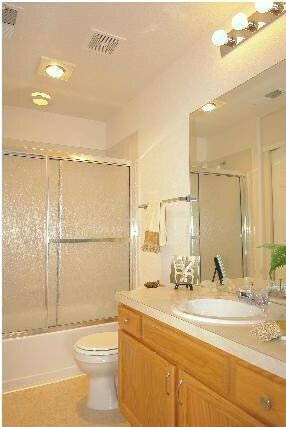 Building Photo - 5225 White Willow Dr