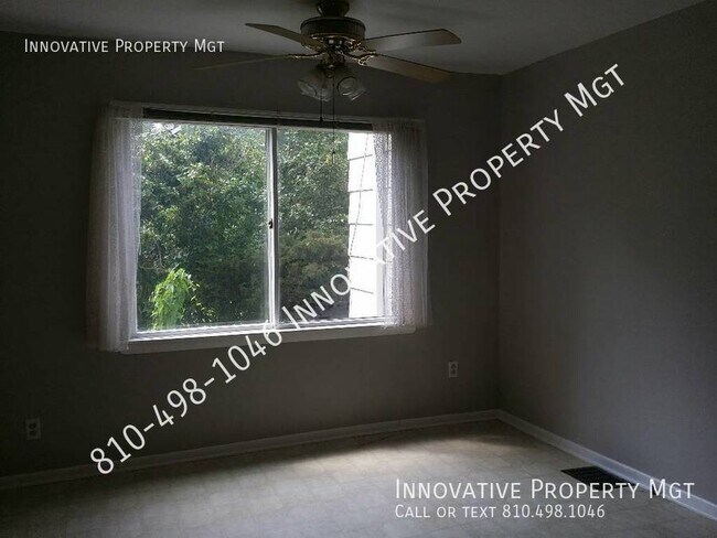 Building Photo - Spacious 4 bedroom , 1 1/2 bath home in Ga...