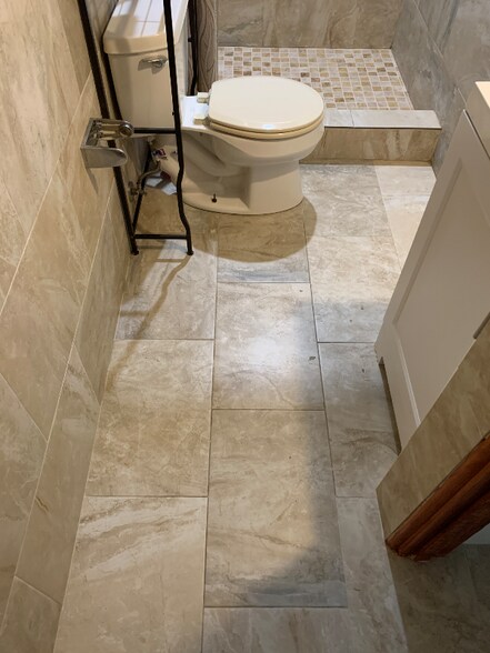 Building Photo - 22972 Crespi St