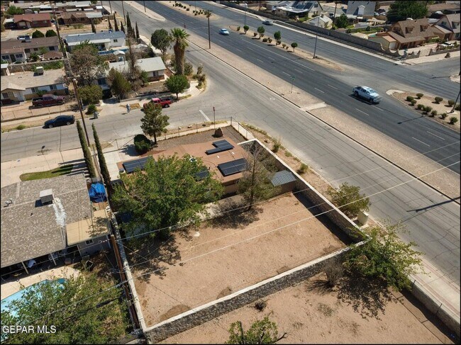 Building Photo - 5726 Dearborne Dr