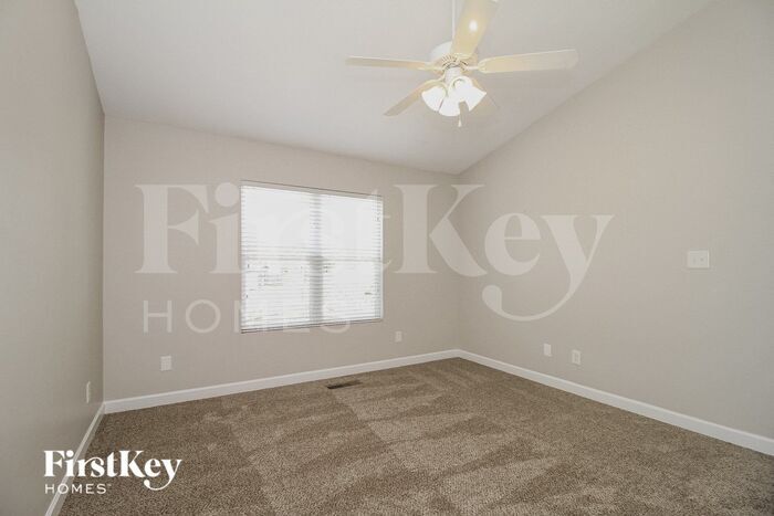 Building Photo - 4029 Gloria Ridge