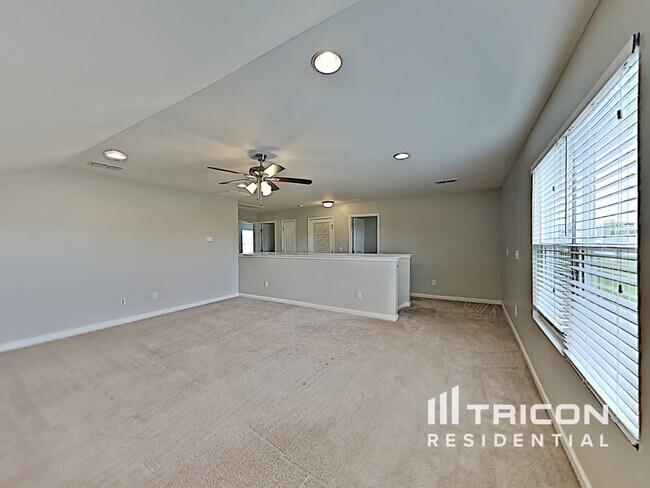 Building Photo - 3410 Wilhoit Ct