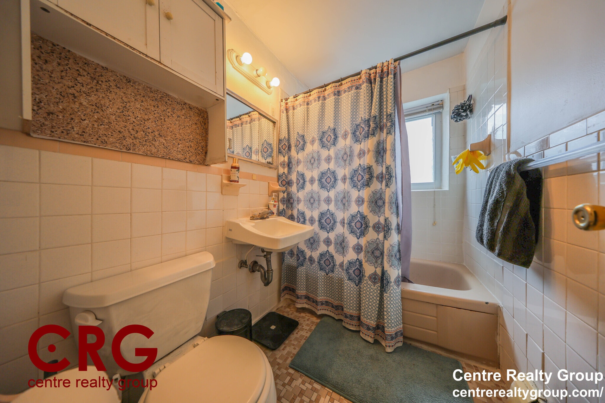 Building Photo - 66 Bryon Rd