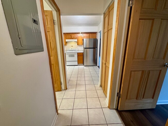 Building Photo - 244 Klein Creek Ct