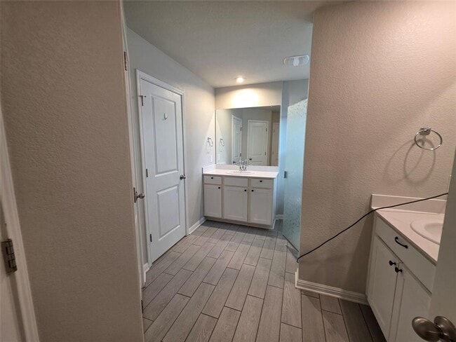 Building Photo - 19024 Kimberlite Dr