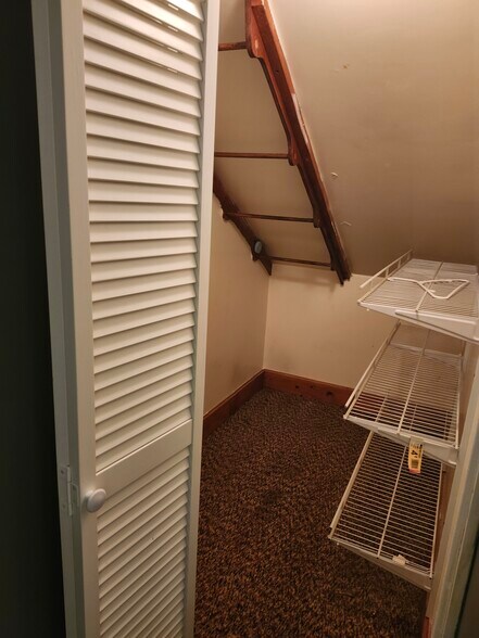 Walk in closet - 17 School St
