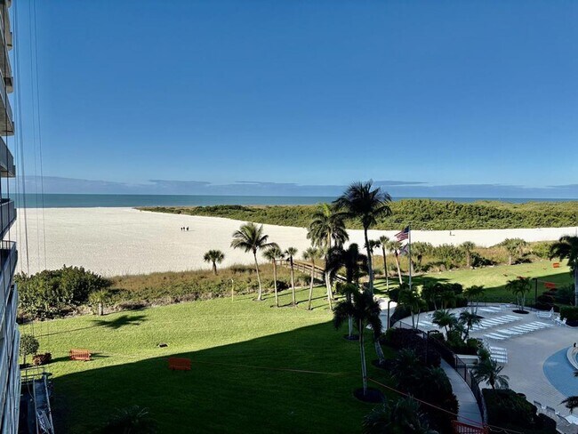 Building Photo - South Seas