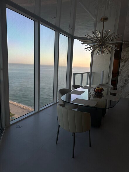 Building Photo - 16699 Collins Ave