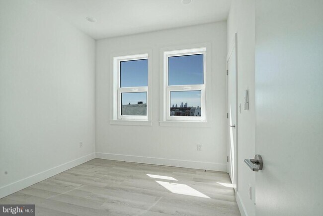 Building Photo - 2654 Coral St