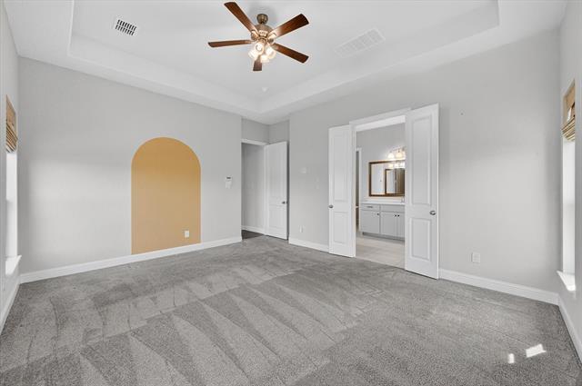 Building Photo - 1919 Middleton Dr