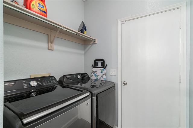 Building Photo - 10217 Napa Valley Dr