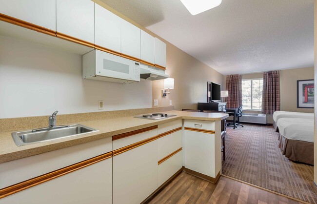 Building Photo - Furnished Studio-Minneapolis - Eden Prairi...