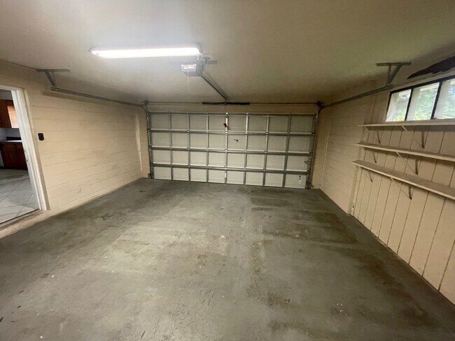 Building Photo - 2 bedroom 2 bath in Northwood Pines