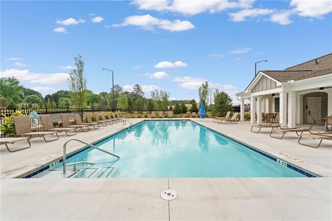 Building Photo - 4541 Moray Dr