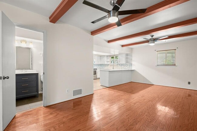 Building Photo - 5103 Orleans Ct